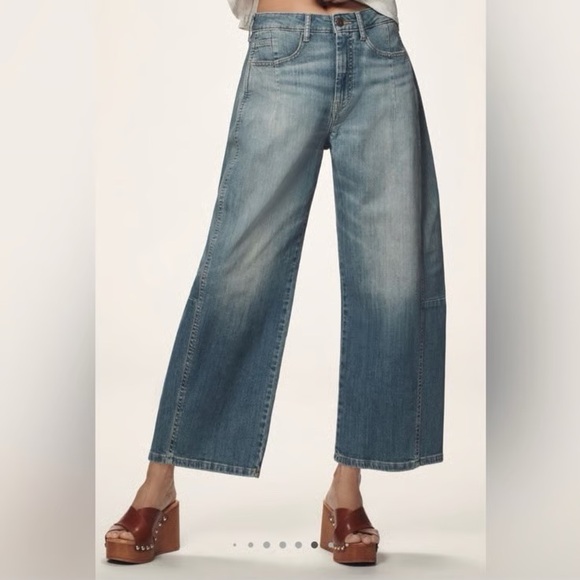 The Kenna Mid-rise Heritage Barrel Jeans by Pilcro /Anthropologie - Picture 4 of 6